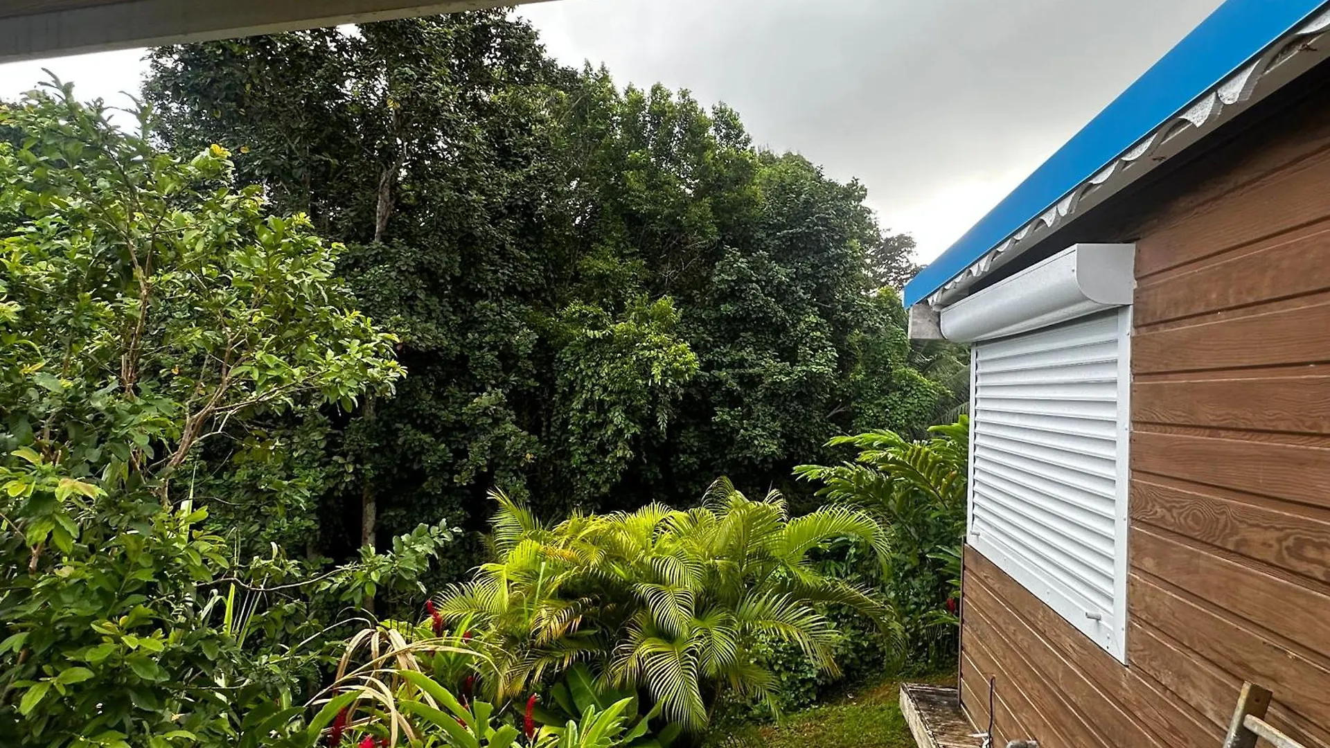 Chez Francis Lejlighed Petit-Bourg 0*,